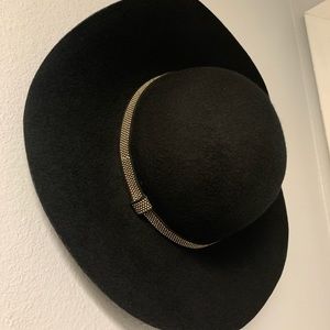 Black Sun-Hat